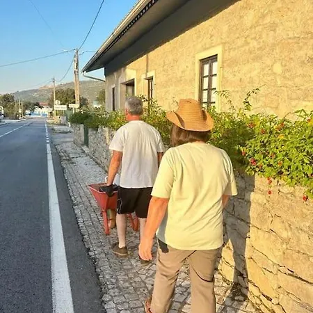 Дом отдыха Quintal Do Ti Zaquiel Casais do Chao da Mendiga